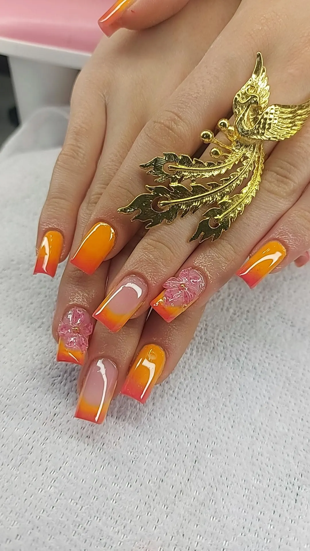 Basia Nails Studio - Kolorowe