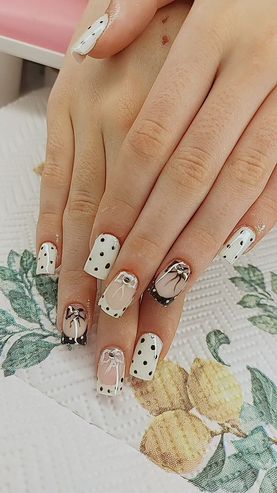 Basia Nails Studio — Zdobienia