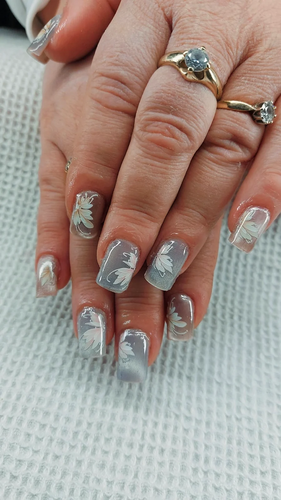 Basia Nails Studio — Kwiatowe