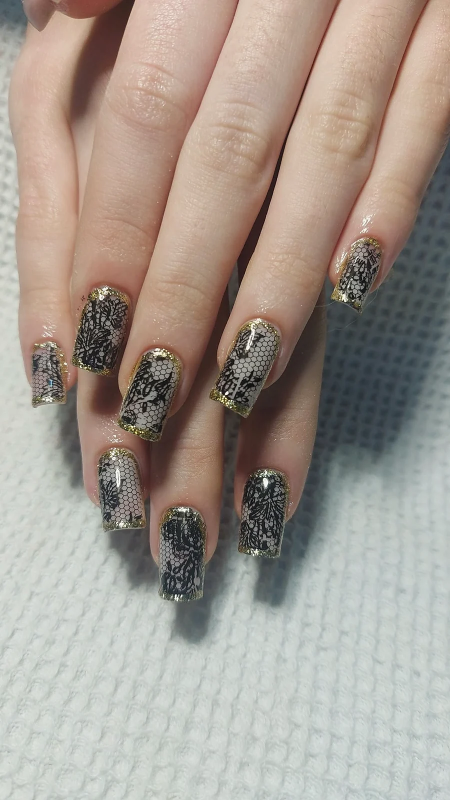 Basia Nails Studio — Zdobienia